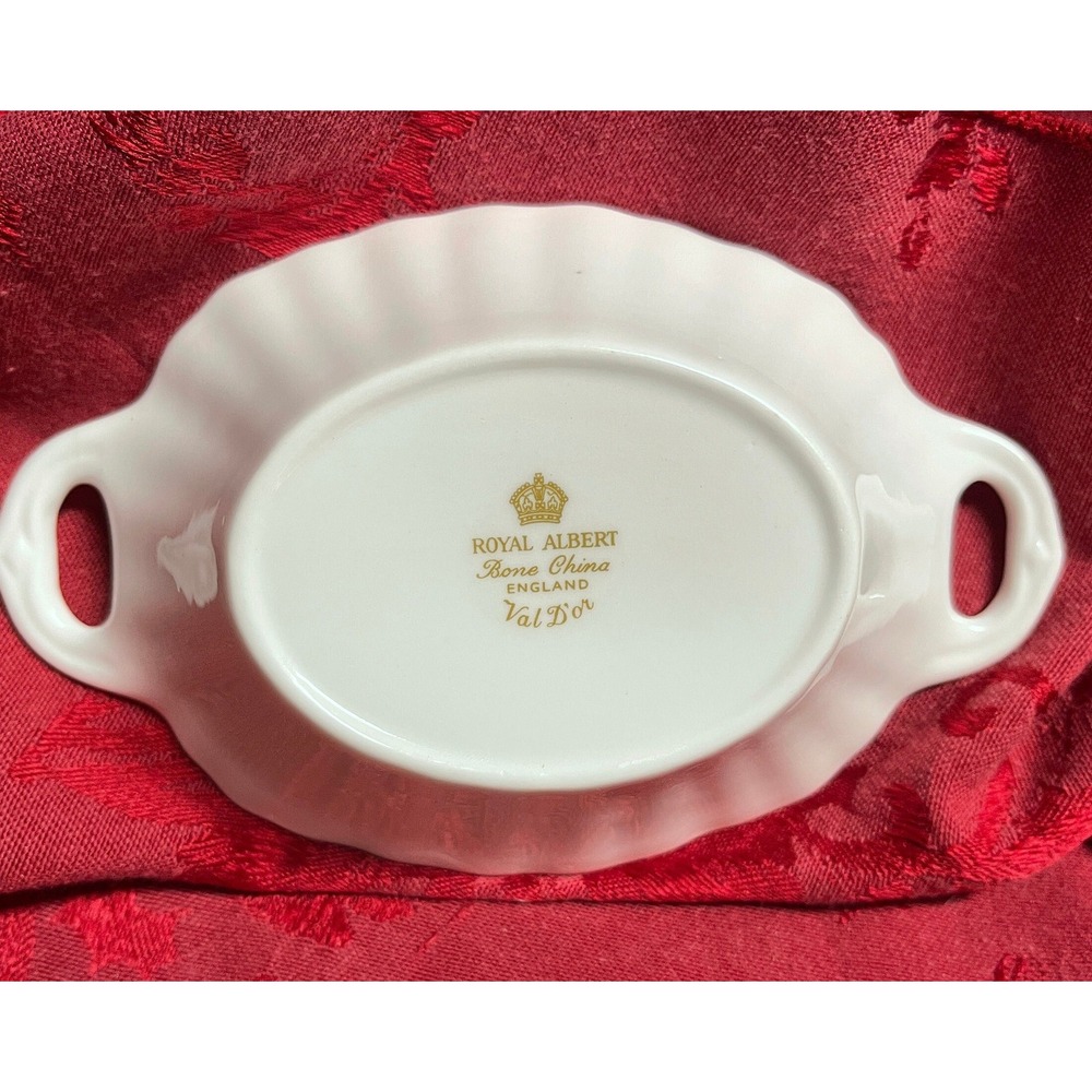 Royal Albert Val D'or White Gold Trim Bone China 2 Handle Sweetmeat Dish England - Picture 8 of 10